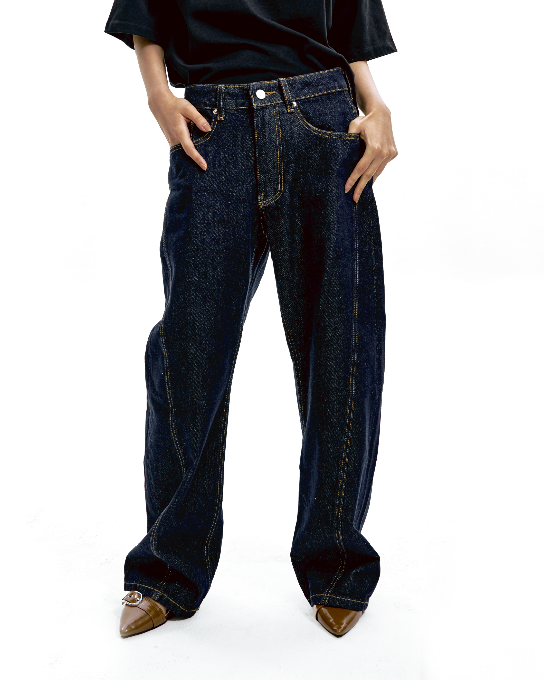 Mid Rise Barrel Denim Jeans (Dark Denim)