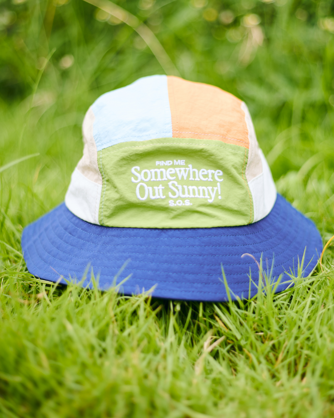 Somewhere Out Sunny! Waterproof 5-Panel Bucket Hat - Navy