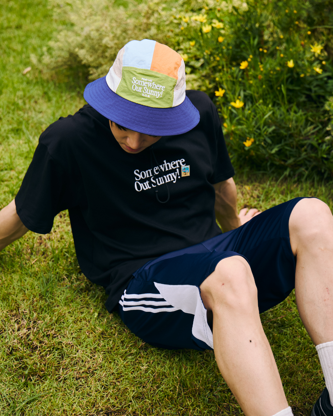 Somewhere Out Sunny! Waterproof 5-Panel Bucket Hat - Navy