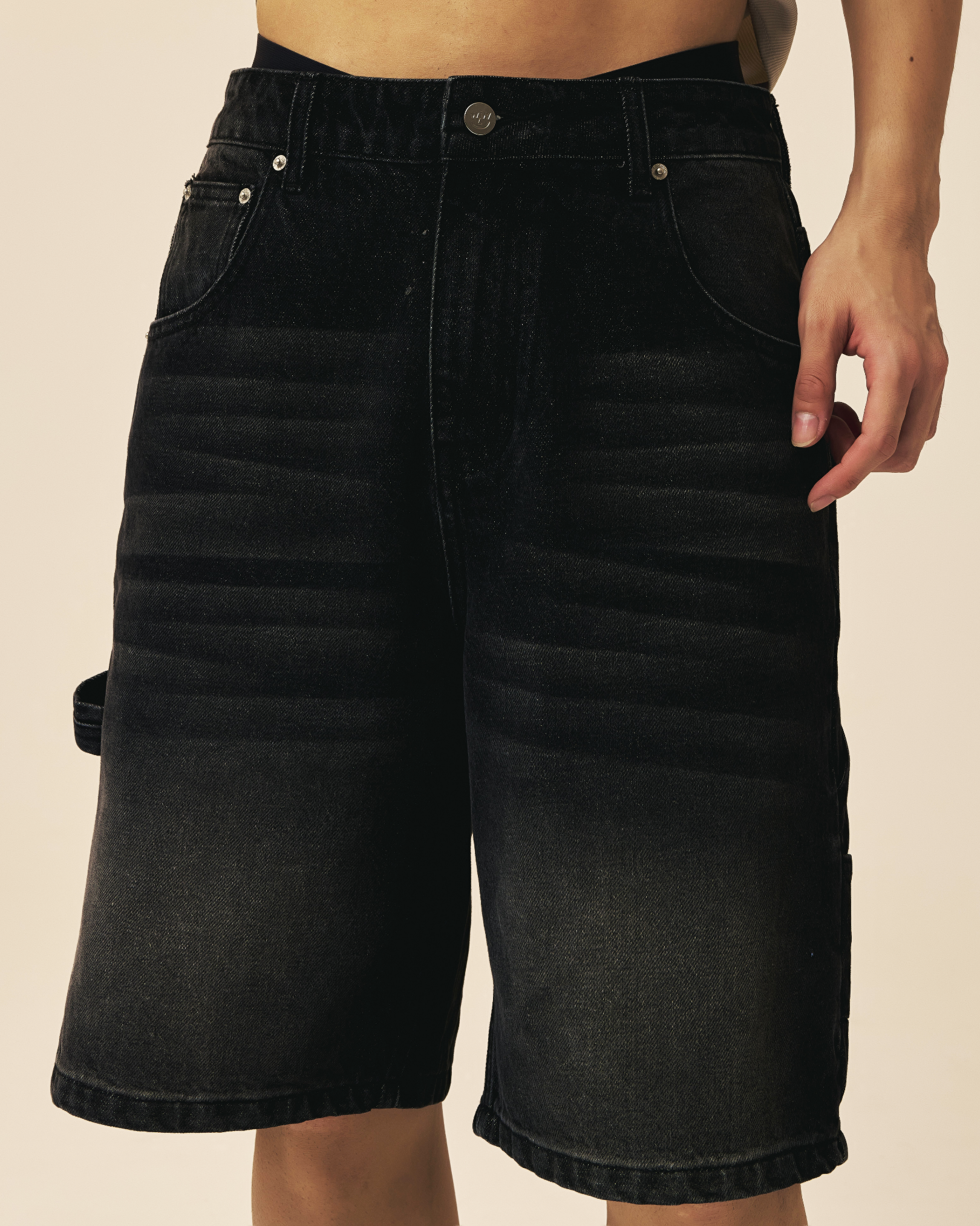 Cargo Baggy Denim Jorts - Faded Black