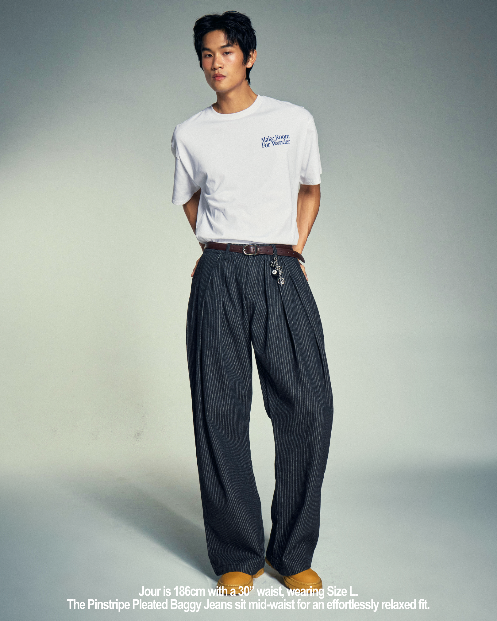 Pinstripe Pleated Baggy Jeans (Black)